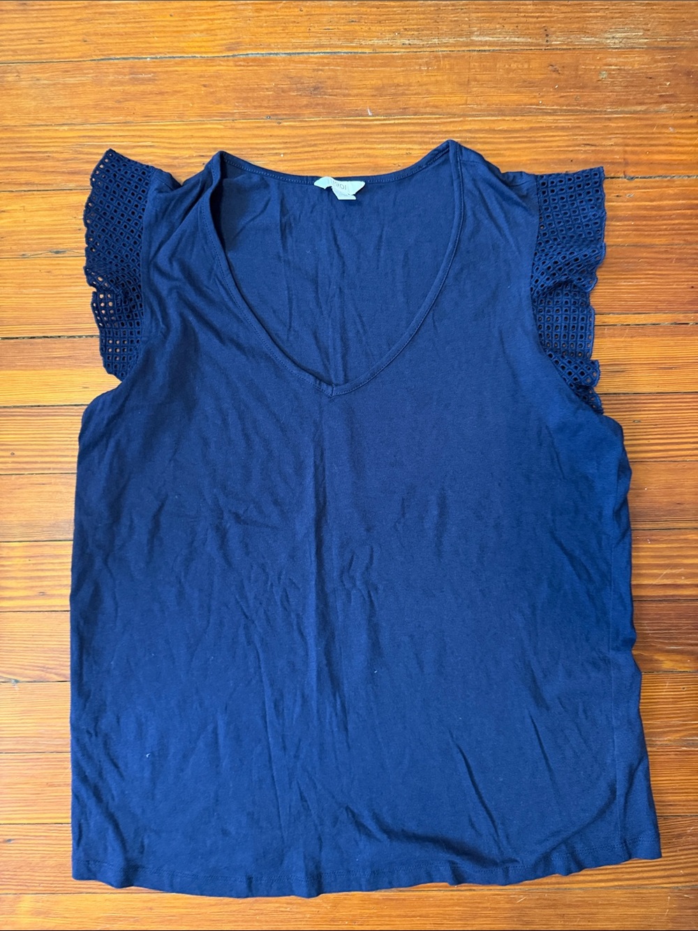Women's Navy V-Neck Flutter Sleeve Top size large